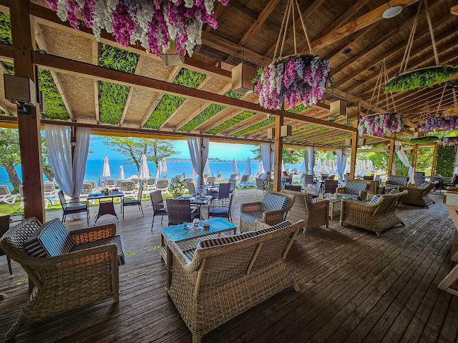 Opinii despre Marina Beach Bar, by Santa Marina în Созопол - Гастрономия и хотелиерство
