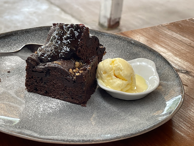 Ресторант Кота 0, 2200 Сливница - Гастрономия и хотелиерство