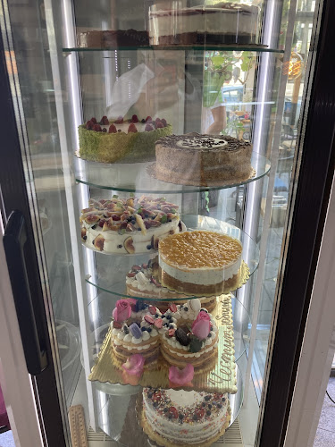 Comentarii opinii despre Сладкарница Мараскини