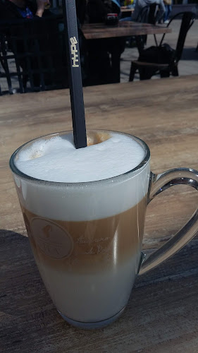 БЕЛУЧИ - Гастрономия и хотелиерство