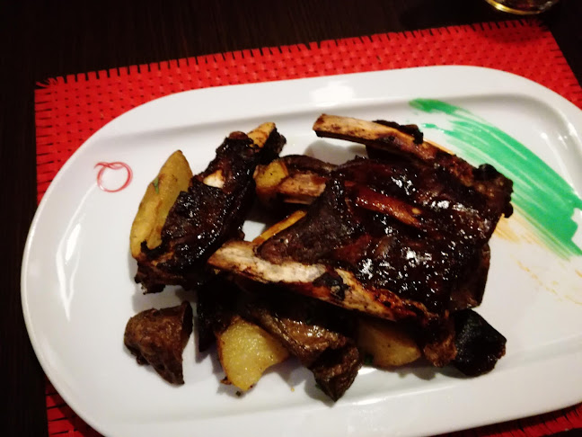 Куинс пъб Банско