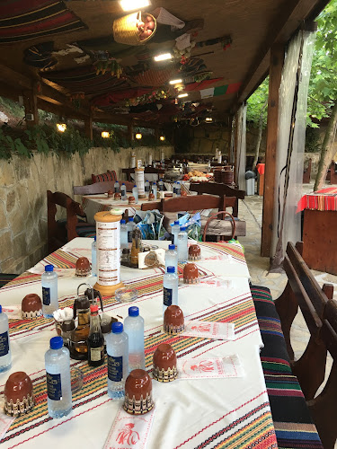 Пикник „Българан“ - Гастрономия и хотелиерство