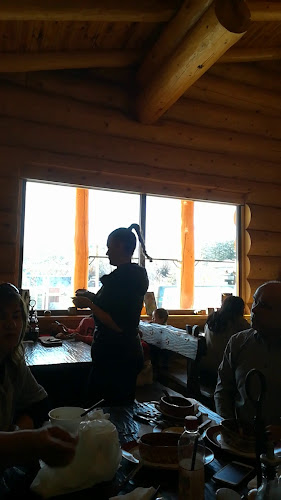 Opinii despre Ресторант „Дървената къща - Стражата“ (Мандра „Свежест“) în Кюстендил - Гастрономия и хотелиерство