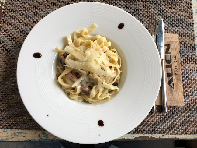 Comentarii opinii despre Moda Bar ALIEN