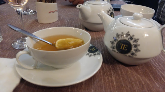 София център, ул. „Лавеле“ 11, 1000 София