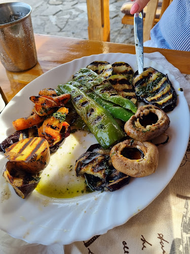 Кръчмата - Гастрономия и хотелиерство