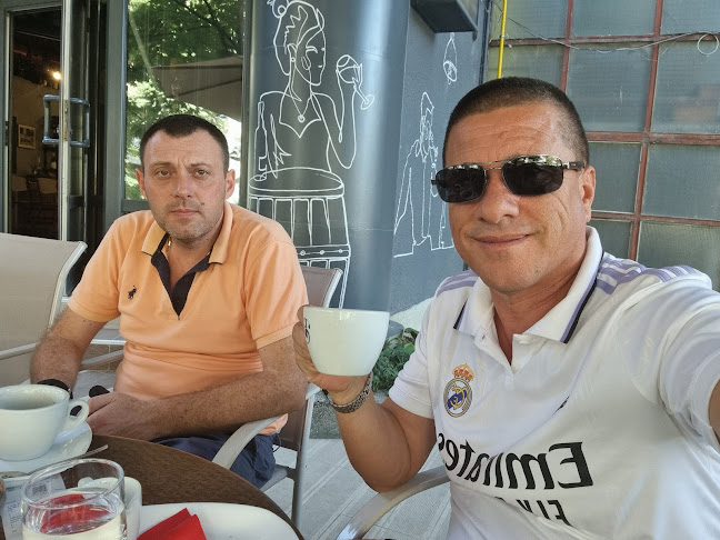 Pink Pelican- Wine Bar and Shop - Гастрономия и хотелиерство