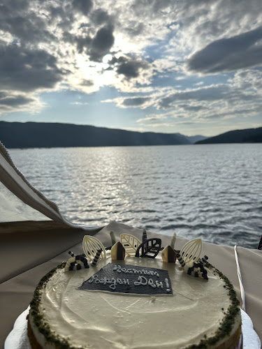 Opinii despre Сладкарница Бонбона în Велинград - Гастрономия и хотелиерство