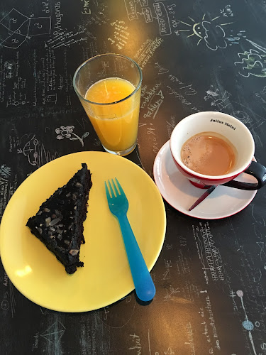 Opinii despre кафе - сладкарница "Lorein" în Пловдив - Гастрономия и хотелиерство