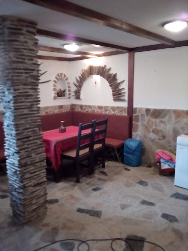 Център, ул. „Васил Левски“ 99, 2161 Правец