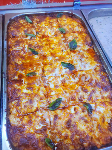 Opinii despre Домашна кухня "Кулинарните изкушения на Емии" în София - Гастрономия и хотелиерство