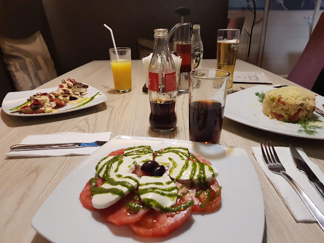 Пицария Наполи II - Гастрономия и хотелиерство