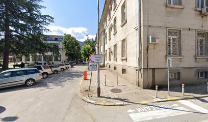 Кафе-ресторант “Кръглите прозорчета”