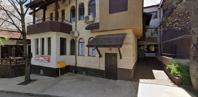 Ресторант Приятели