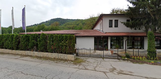 Opinii despre Правешки ханове în Правец - Гастрономия и хотелиерство