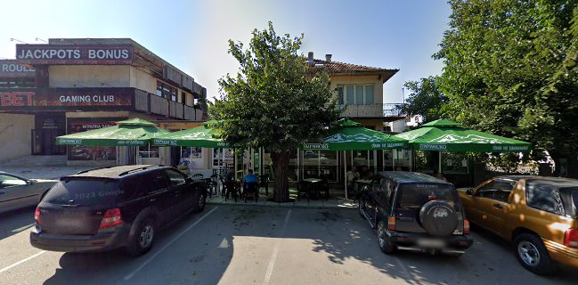 Кафене "Клетката"