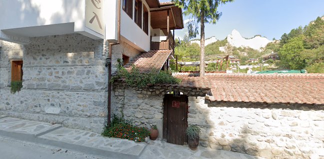 Роженски хан