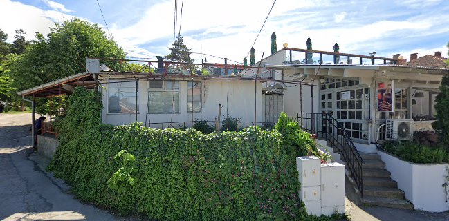 При Иван - Гастрономия и хотелиерство