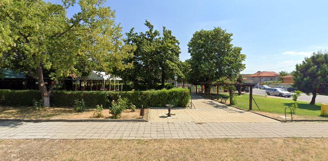 Opinii despre Кафе Ресторант Дъбчето în Гурково - Гастрономия и хотелиерство