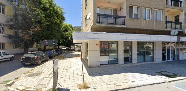 Mercho's Pizza & Grill / Pastry & Coffee