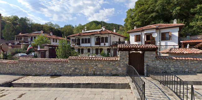 Изба и Ресторант „Орбелия“