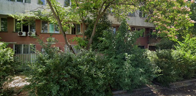 Обществен стол за хранене