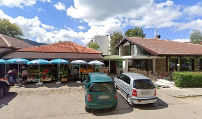 Фреш център Правец