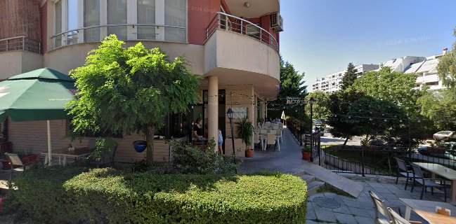 Пицария „Ветрило“ - Младост