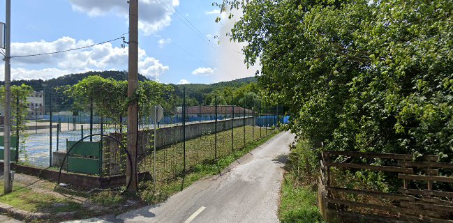 Бар - Басейн Трявна