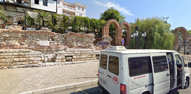 Стария Град, ул. „Мена“ 22, 8231 Несебър