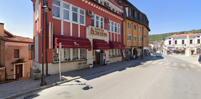 Pinko Lounge Cafe & Bar