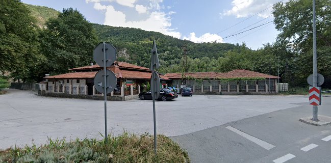 Restaurant Tunnel 2 - Гастрономия и хотелиерство